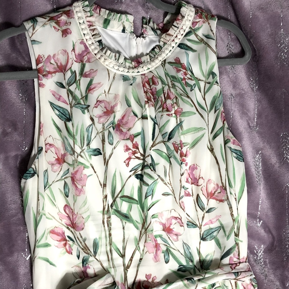 Beautiful Jessica Howard Floral Print Halt…